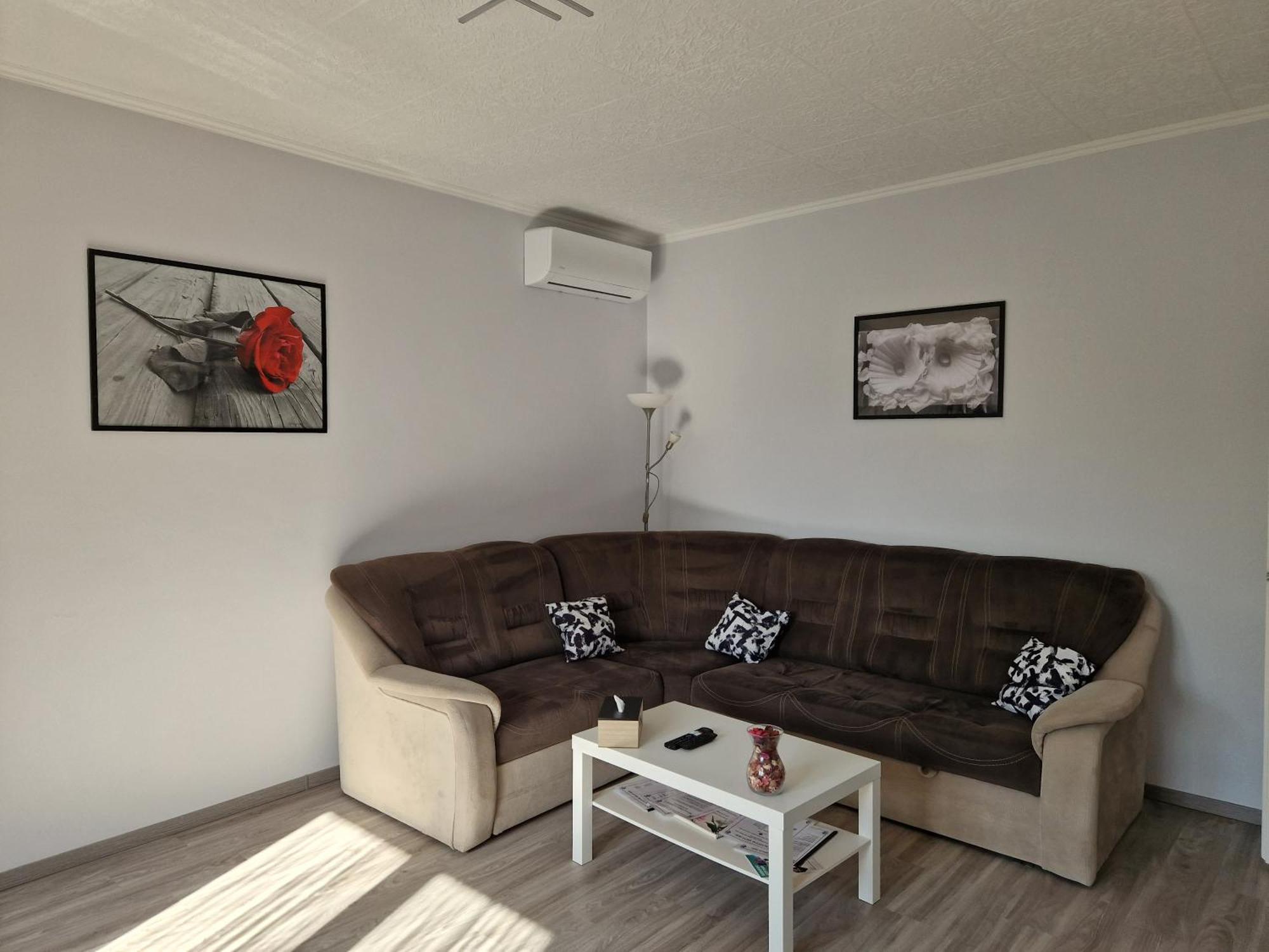 White House Apartman Budapest Rom bilde